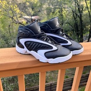Air Jordan OG Womens Black and White 8.5